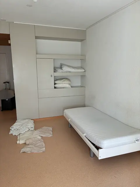 98 Alte Landstrasse photo Bedroom bed and bedding storage