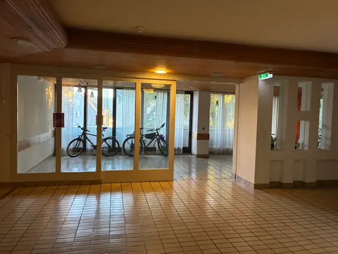 98 Alte Landstrasse photo Building lobby and bike storage