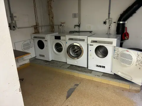 98 Alte Landstrasse photo Laundry room washers and dryers
