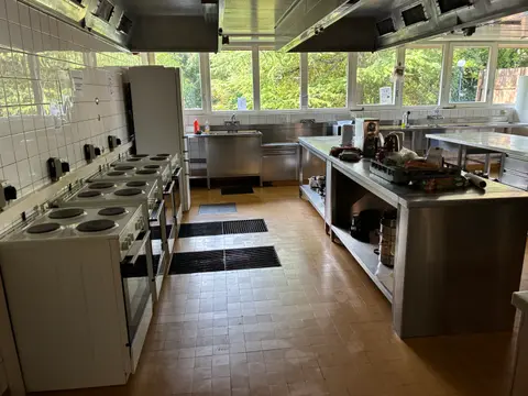98 Alte Landstrasse photo Shared kitchen wide view